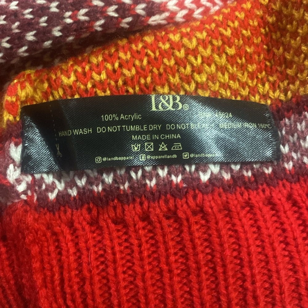 L&B Aztec Sweater - Picture 8 of 8